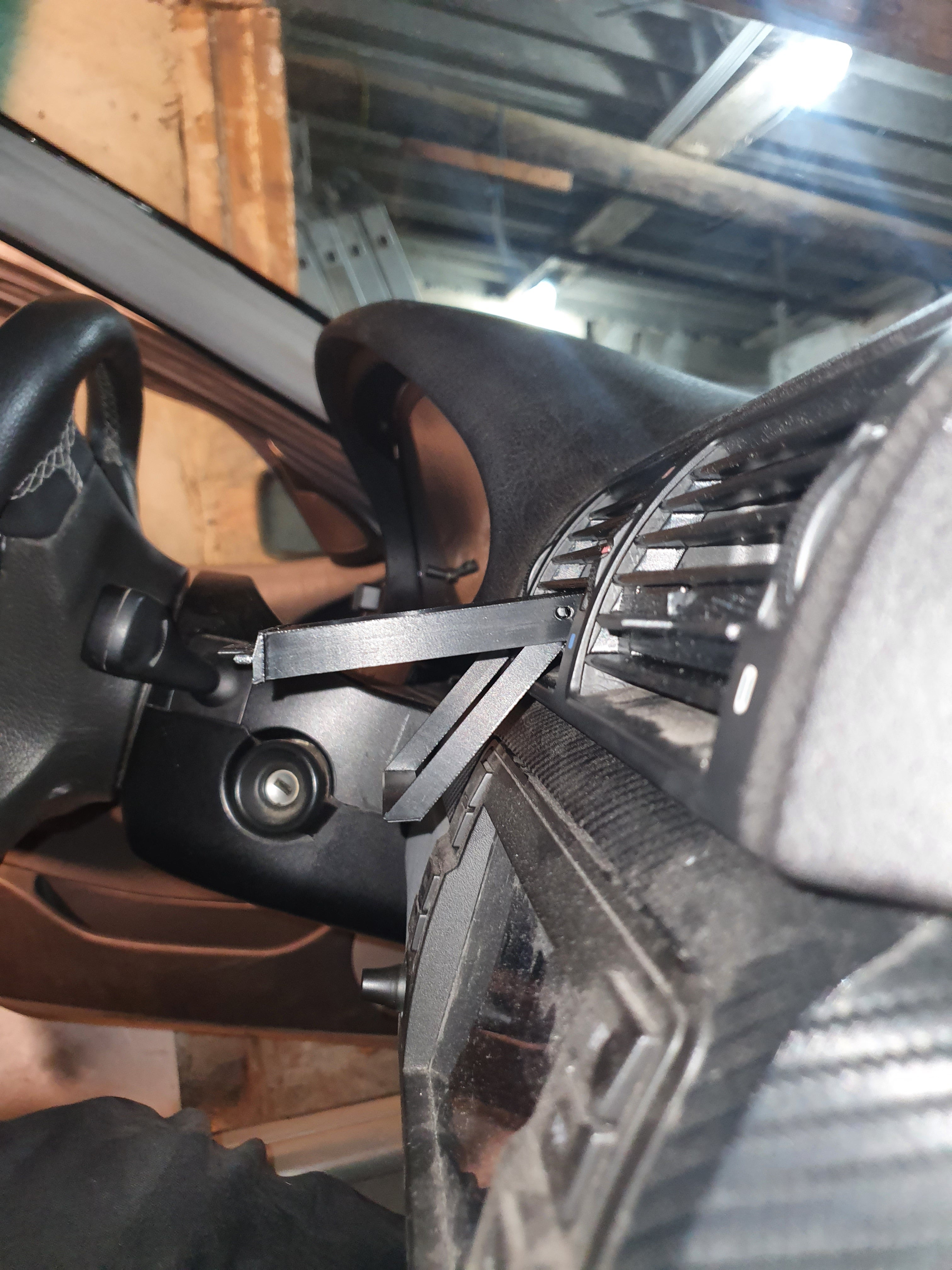 BMW E46 pohártartó szellőző rácsba