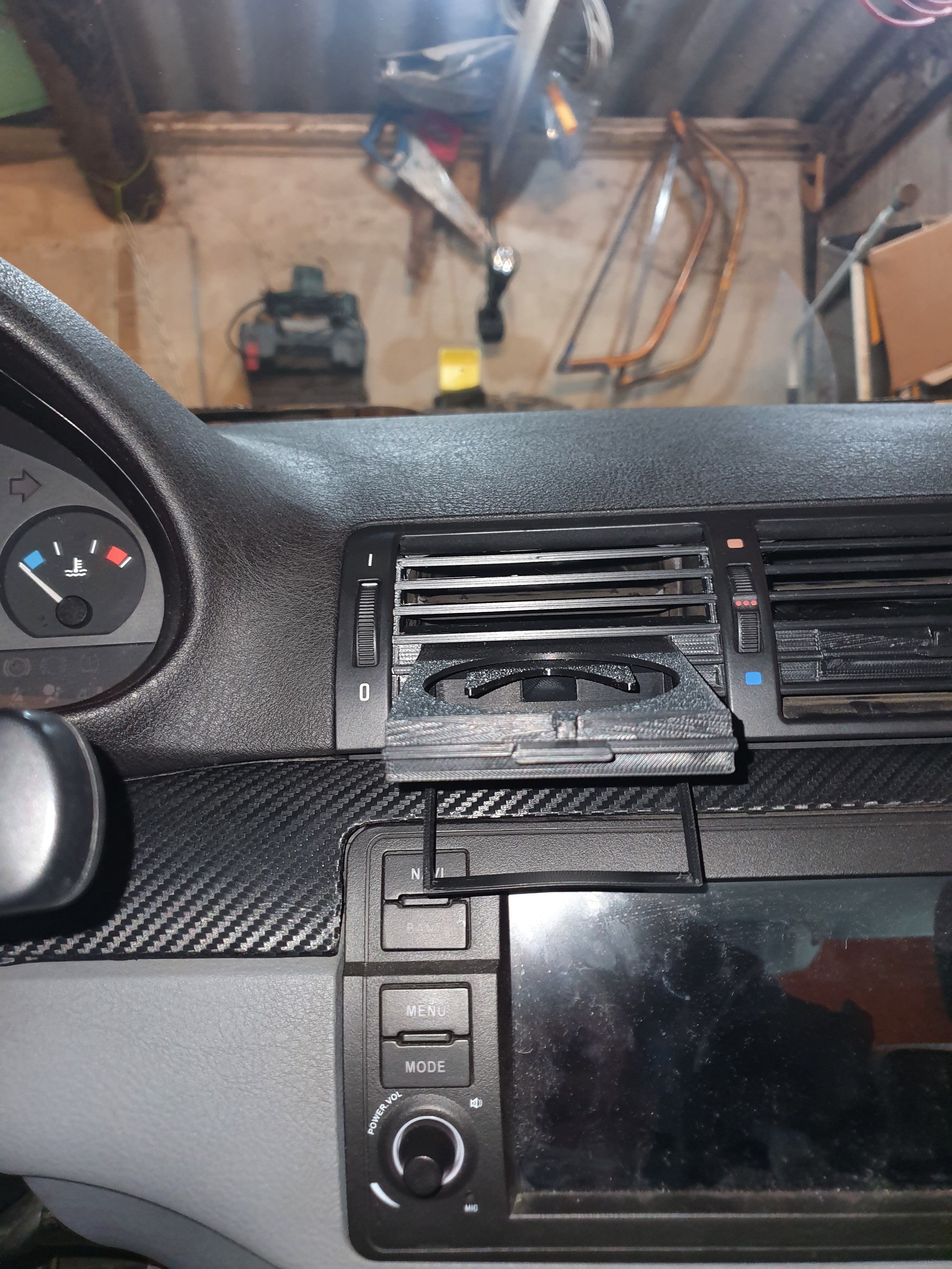 BMW E46 pohártartó szellőző rácsba