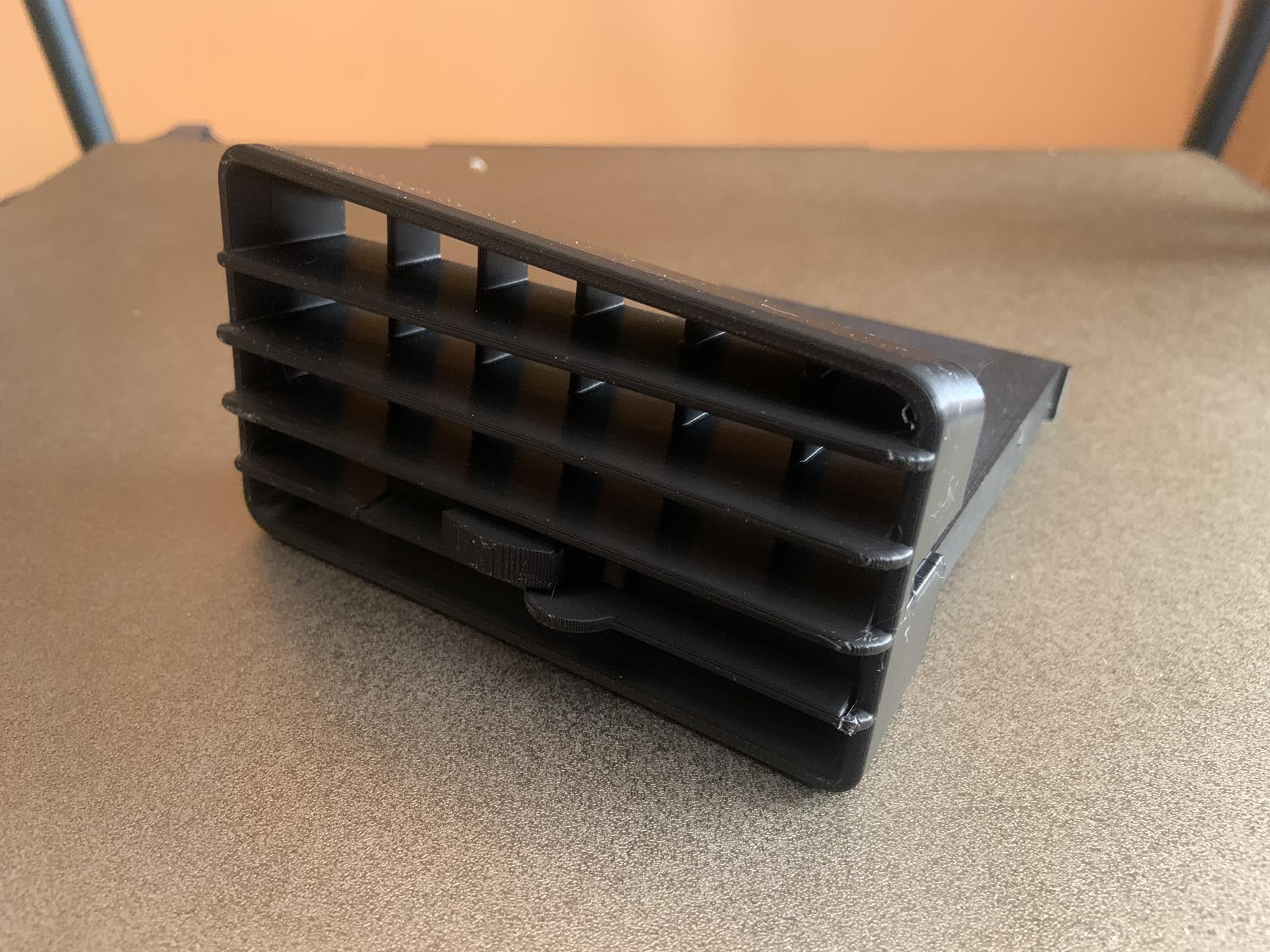 Volkswagen Golf 3 pohártartó Szellőző rácsba