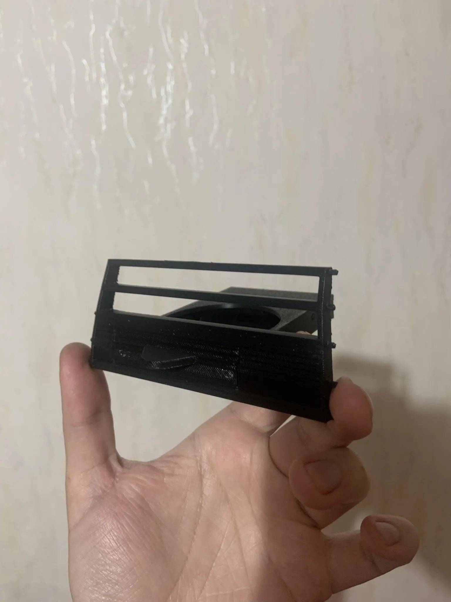 BMW E60 pohártartó szellőző rácsba